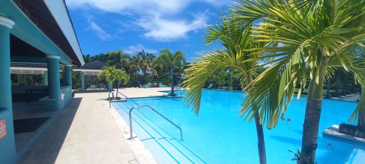 Luxury-3-Bedroom-House-for-Rent-at-Palms-at-Richmond-St.-Ann-Jamaica Twenty-Sixth image of 28 Hibiscus Drive, Richmond in Richmond, St. Ann, Jamaica - property is For Rent