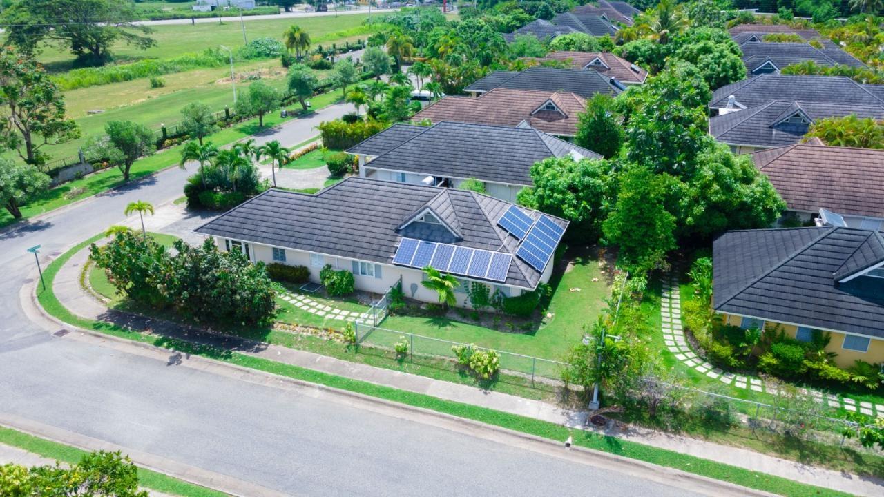 Luxury-3-Bedroom-House-for-Rent-at-Palms-at-Richmond-St.-Ann-Jamaica Eighth image of 28 Hibiscus Drive, Richmond in Richmond, St. Ann, Jamaica - property is For Rent