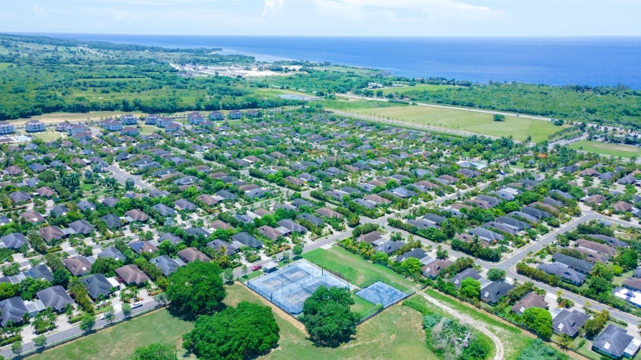 Luxury-3-Bedroom-House-for-Rent-at-Palms-at-Richmond-St.-Ann-Jamaica Ninth image of 28 Hibiscus Drive, Richmond in Richmond, St. Ann, Jamaica - property is For Rent
