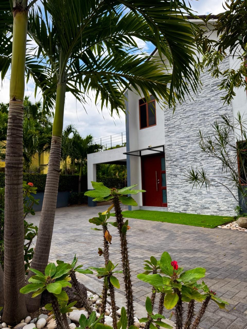 Second image of 10 East Kings House Circle in Kingston 6, St. Andrew, Jamaica - property is For Rent