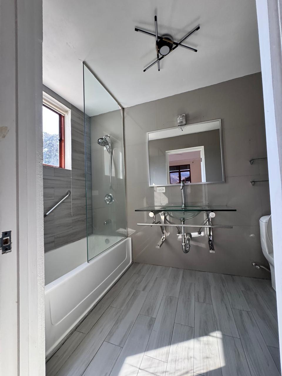 Thirteenth image of 10 East Kings House Circle in Kingston 6, St. Andrew, Jamaica - property is For Rent