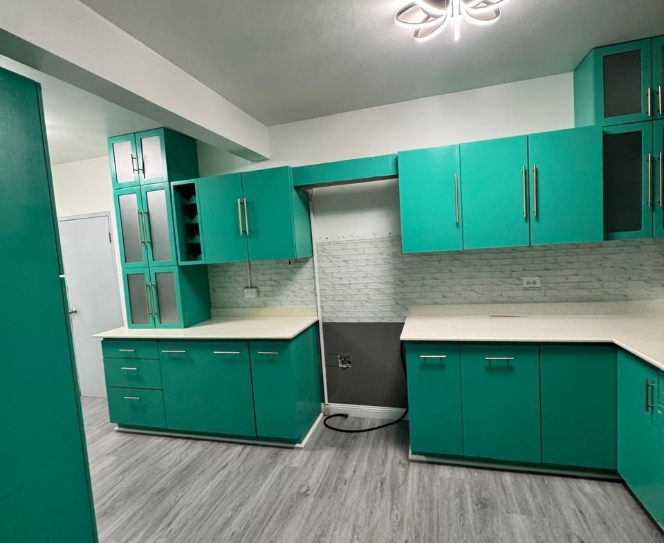 Ninth image of 10 East Kings House Circle in Kingston 6, St. Andrew, Jamaica - property is For Rent