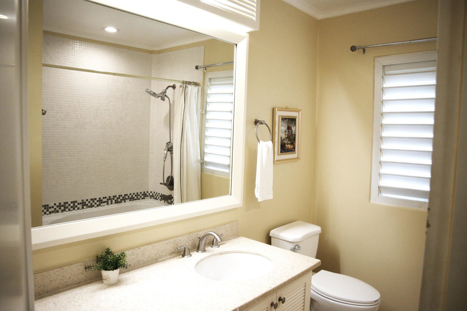 Fifteenth image of 46 Anthurium Ave in Laughlands, St. Ann, Jamaica - property is For Rent