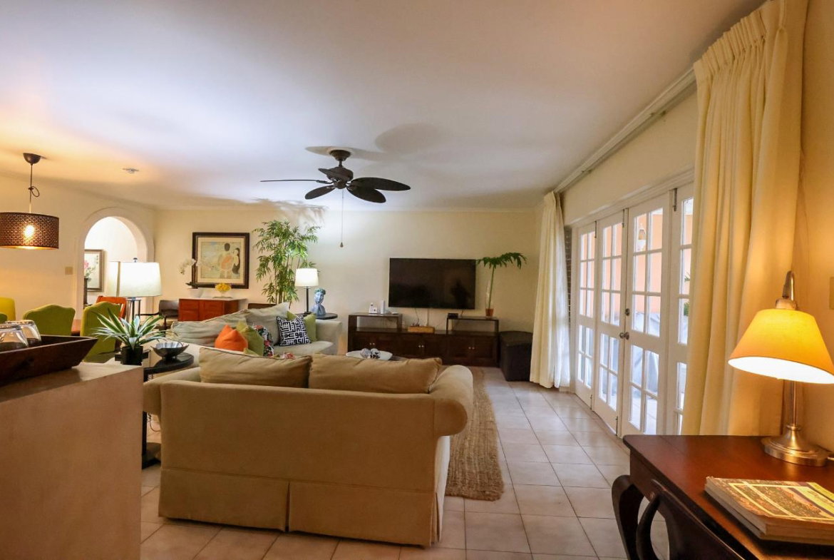 Eleventh image of 4- Santa Maria Ocho Rios st in Ocho Rios, St. Ann, Jamaica - property is For Rent