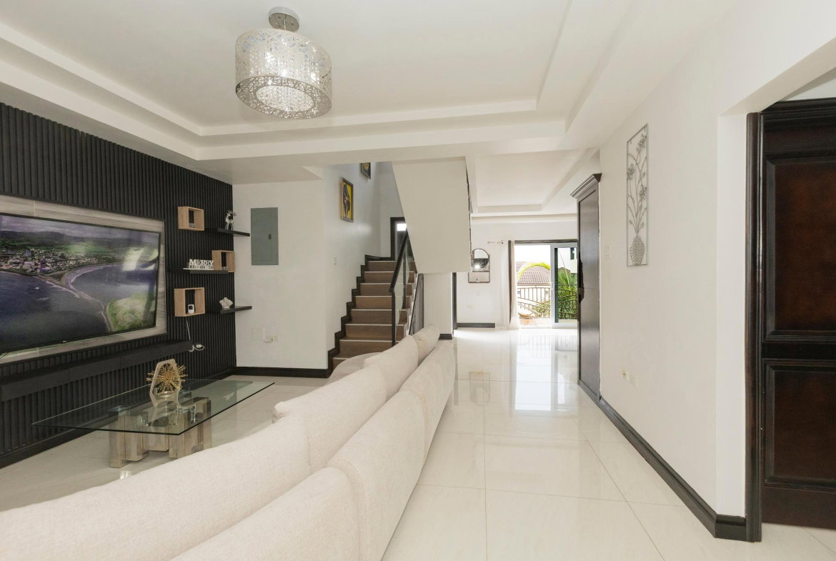 Ninth image of 12 Durie Drive in Kingston 8, St. Andrew, Jamaica - property is For Rent
