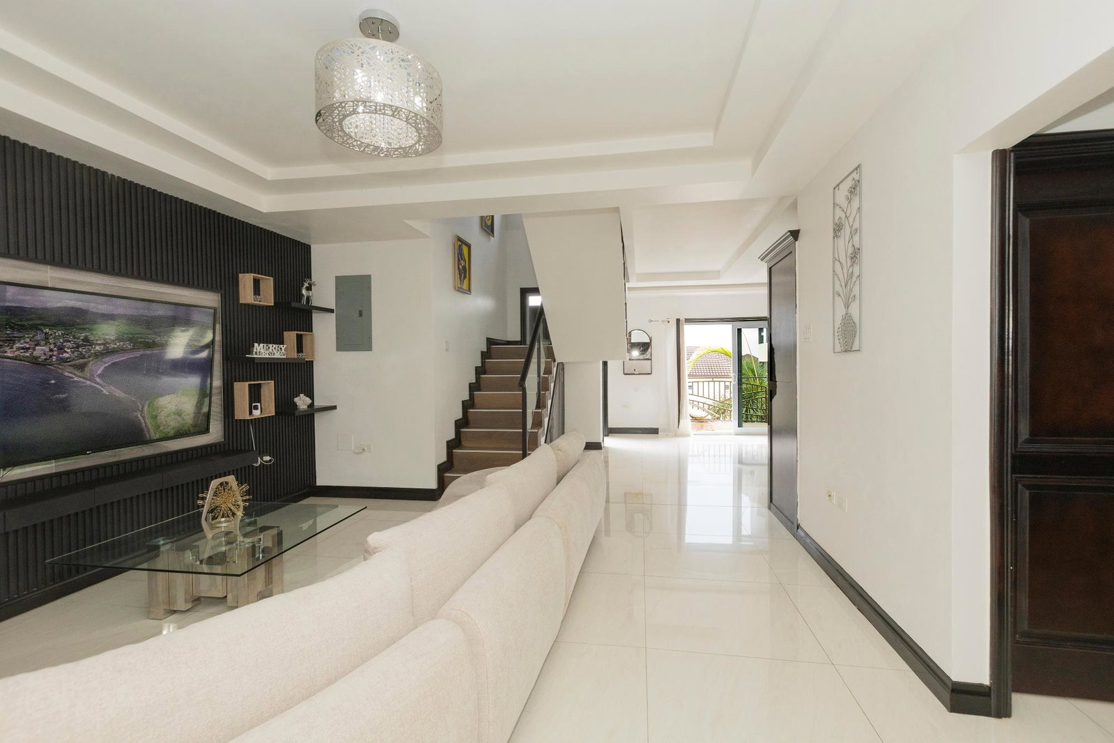 Ninth image of 12 Durie Drive in Kingston 8, St. Andrew, Jamaica - property is For Rent
