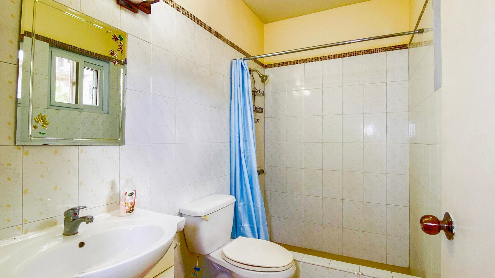 Fourteenth image of 4-60 Sunset Avenue, Kingston 6 in Kingston 6, St. Andrew, Jamaica - property is For Rent