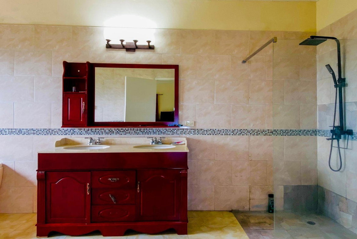 Seventeenth image of 4-60 Sunset Avenue, Kingston 6 in Kingston 6, St. Andrew, Jamaica - property is For Rent