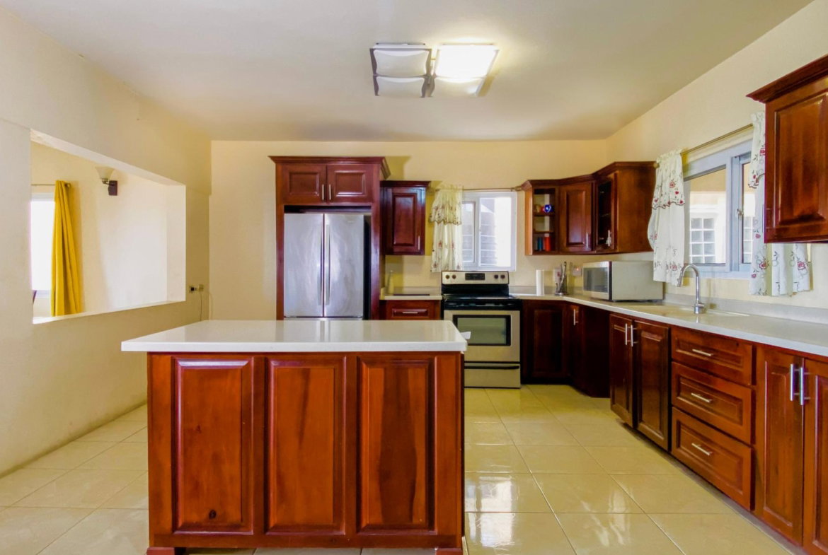 Fifth image of 4-60 Sunset Avenue, Kingston 6 in Kingston 6, St. Andrew, Jamaica - property is For Rent