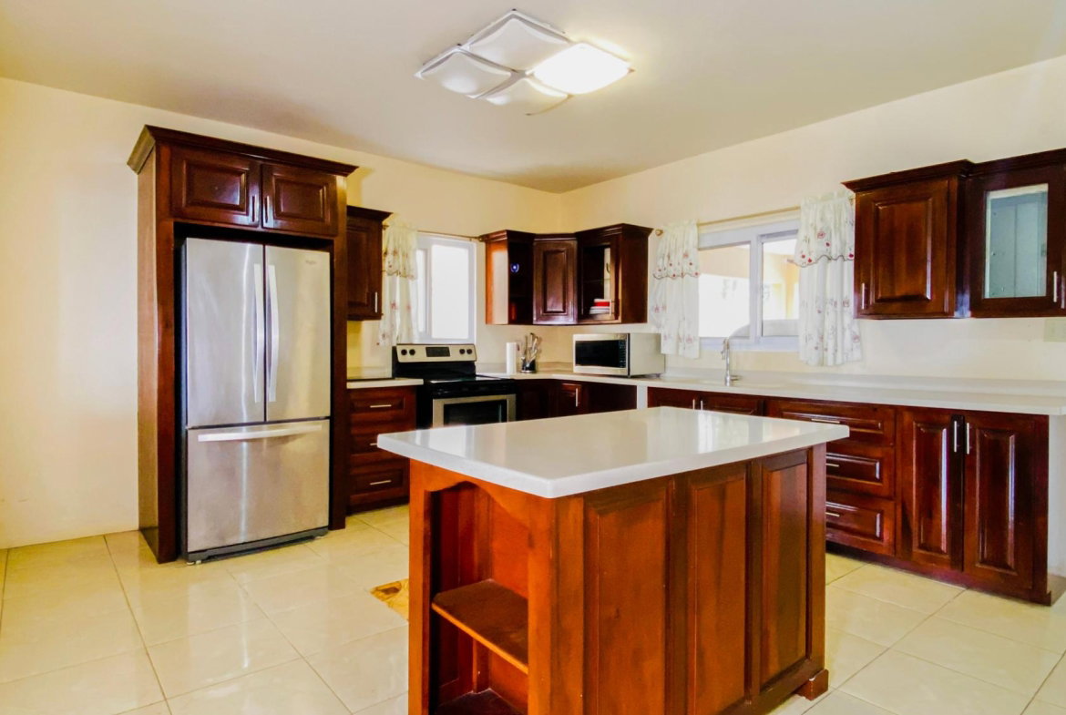 Sixth image of 4-60 Sunset Avenue, Kingston 6 in Kingston 6, St. Andrew, Jamaica - property is For Rent