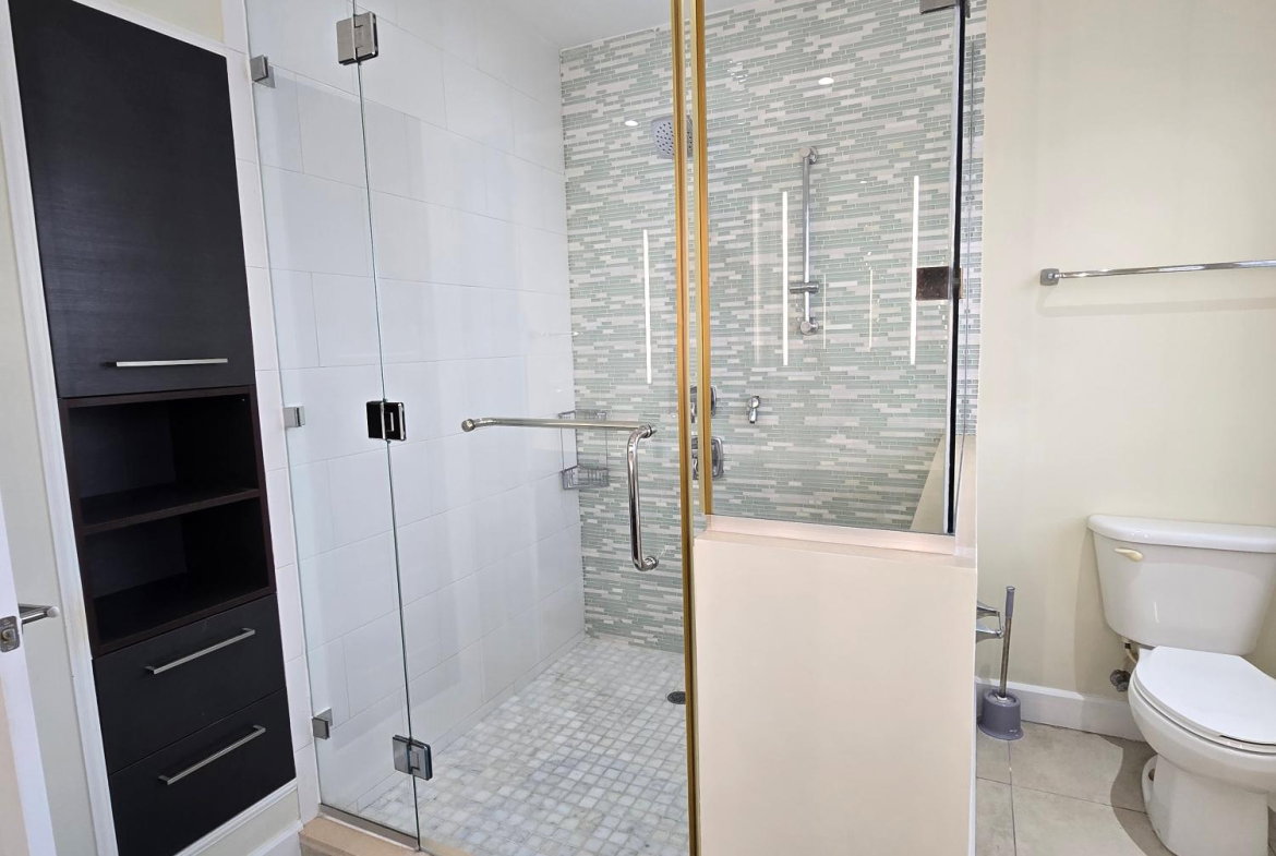 Sixteenth image of 13-a26 Sunset Drive in Montego Bay, St. James, Jamaica - property is For Rent