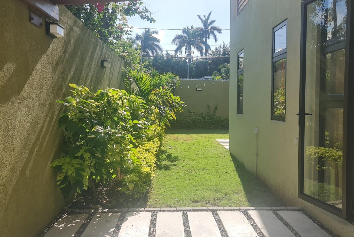 Fifteenth image of 1-5 Salisbury Avenue in Kingston 6, St. Andrew, Jamaica - property is For Rent