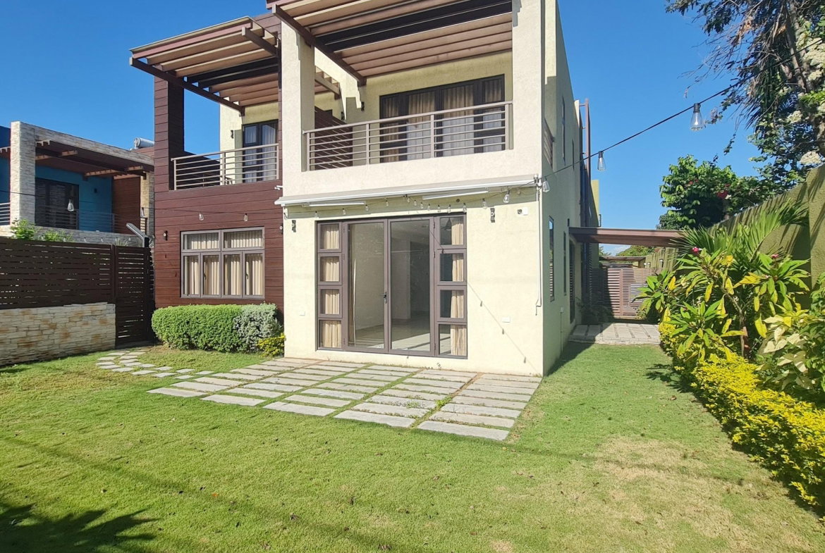 Sixteenth image of 1-5 Salisbury Avenue in Kingston 6, St. Andrew, Jamaica - property is For Rent