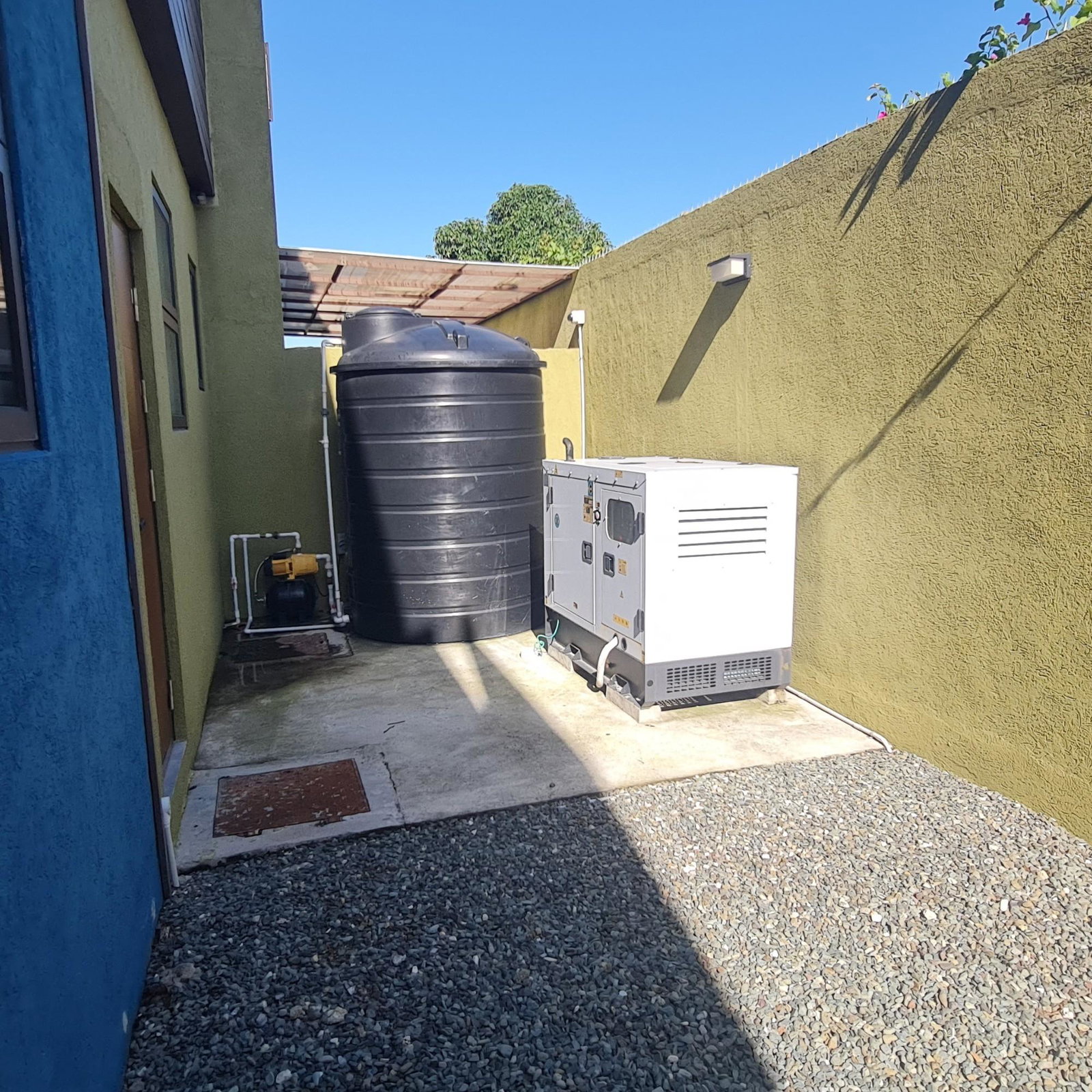 Luxury-4-Bedroom-Townhouse-for-Rent-on-Salisbury-Avenue-Kingston-Jamaica Seventeenth image of 1-5 Salisbury Avenue in Kingston 6, St. Andrew, Jamaica - property is For Rent