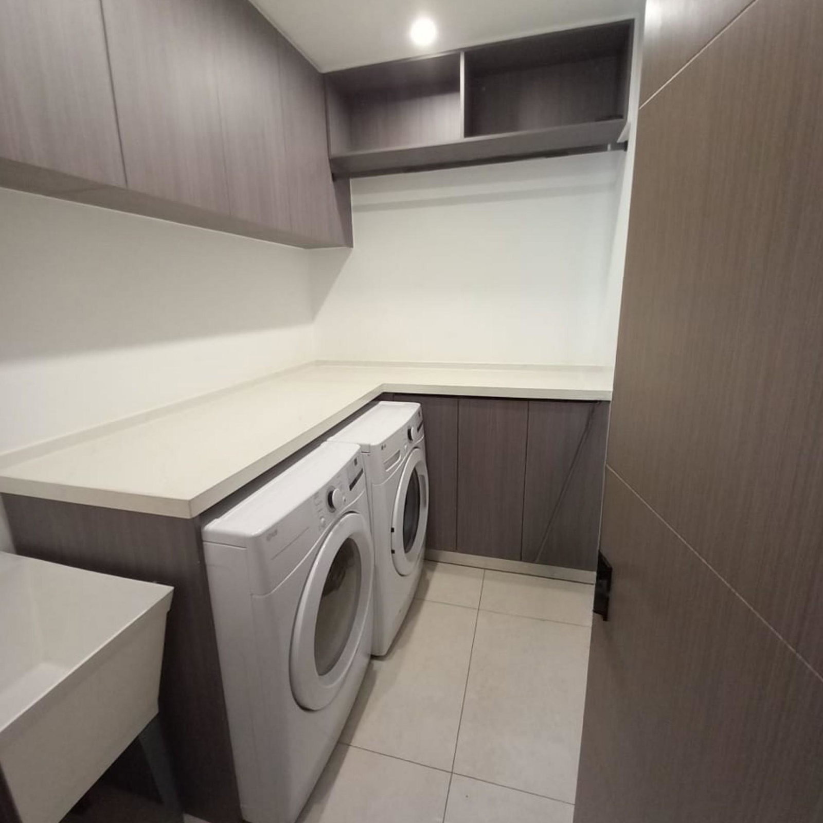 Luxury-4-Bedroom-Townhouse-for-Rent-on-Salisbury-Avenue-Kingston-Jamaica Sixth image of 1-5 Salisbury Avenue in Kingston 6, St. Andrew, Jamaica - property is For Rent