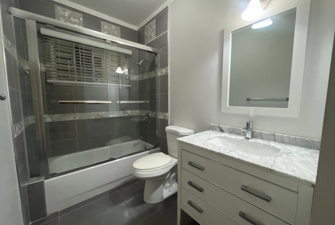 Thirteenth image of 14-1 Cherry Hill Drive in Kingston 8, St. Andrew, Jamaica - property is For Rent