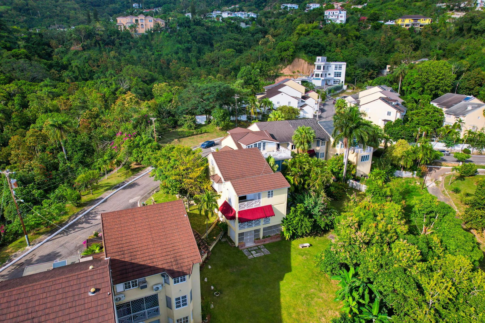 Luxury-5-Bedroom-House-for-Rent-in-Kingston-6-Jamaica-Ridgeway-Terrace Twenty-Seventh image of 27 Riva Ridge, Ridgeway Terr in Kingston 6, St. Andrew, Jamaica - property is For Rent