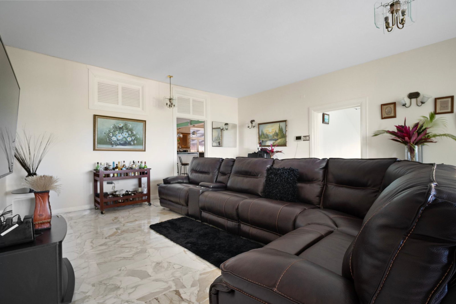 Luxury-5-Bedroom-Ocean-View-Home-for-Rent-in-Ocean-Ridge-Tower-Isle-St.-Mary-Jamaica Twenty-Fifth image of 35 Ocean Ridge Drive in Ocean Ridge, St. Mary, Jamaica - property is For Rent