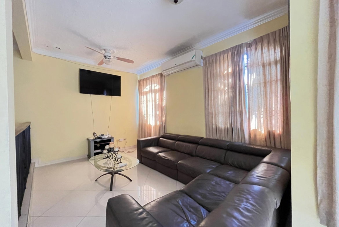 Eleventh image of 6-24 Paddington Terrace in Kingston 6, St. Andrew, Jamaica - property is For Rent