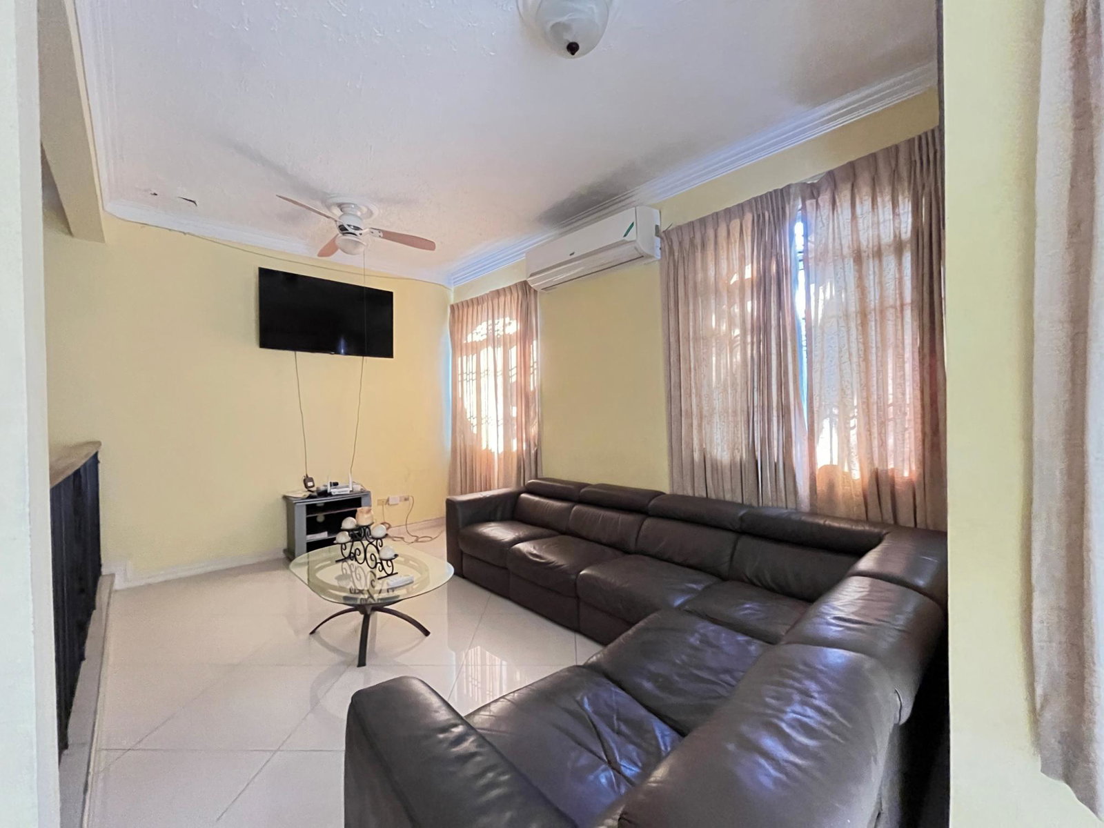 Eleventh image of 6-24 Paddington Terrace in Kingston 6, St. Andrew, Jamaica - property is For Rent
