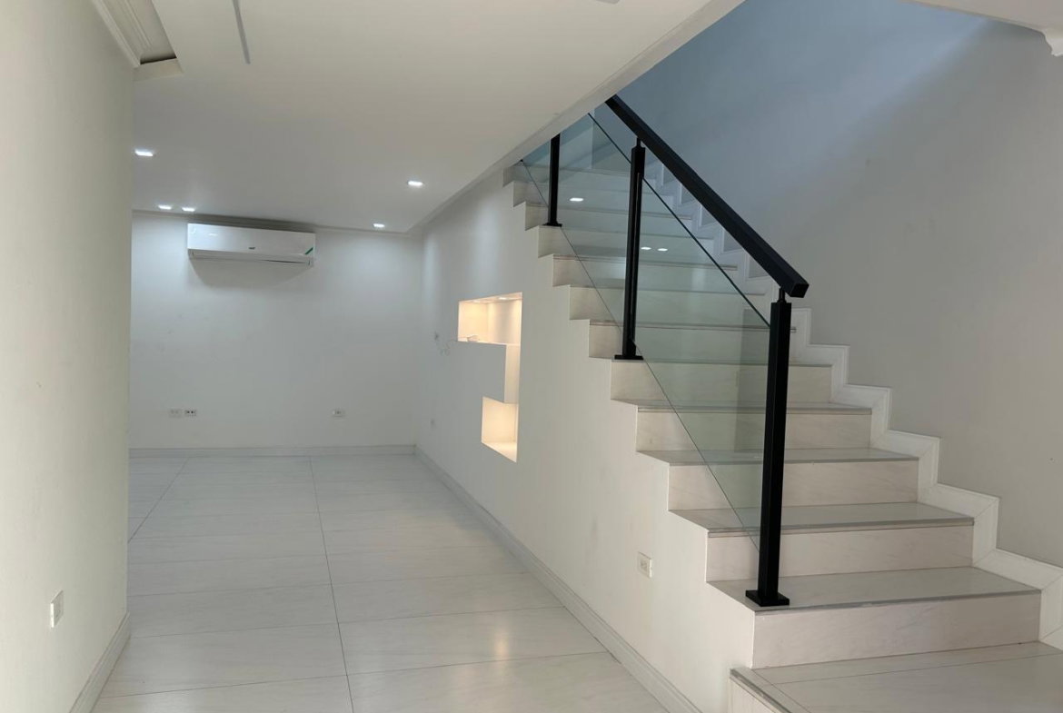 Fourth image of Th7-57 Paddington Terrace in Kingston 6, St. Andrew, Jamaica - property is For Rent