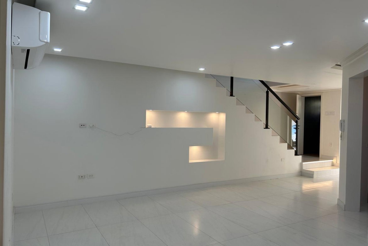 Sixth image of Th7-57 Paddington Terrace in Kingston 6, St. Andrew, Jamaica - property is For Rent