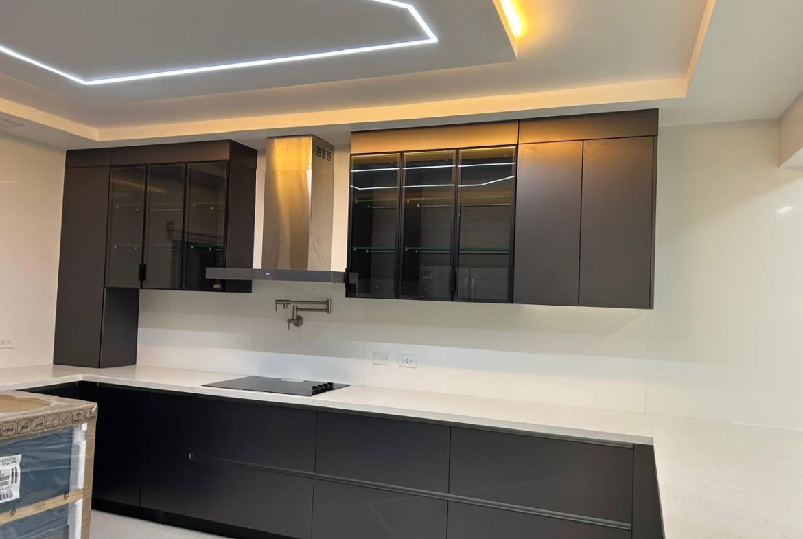 Ninth image of Th7-57 Paddington Terrace in Kingston 6, St. Andrew, Jamaica - property is For Rent