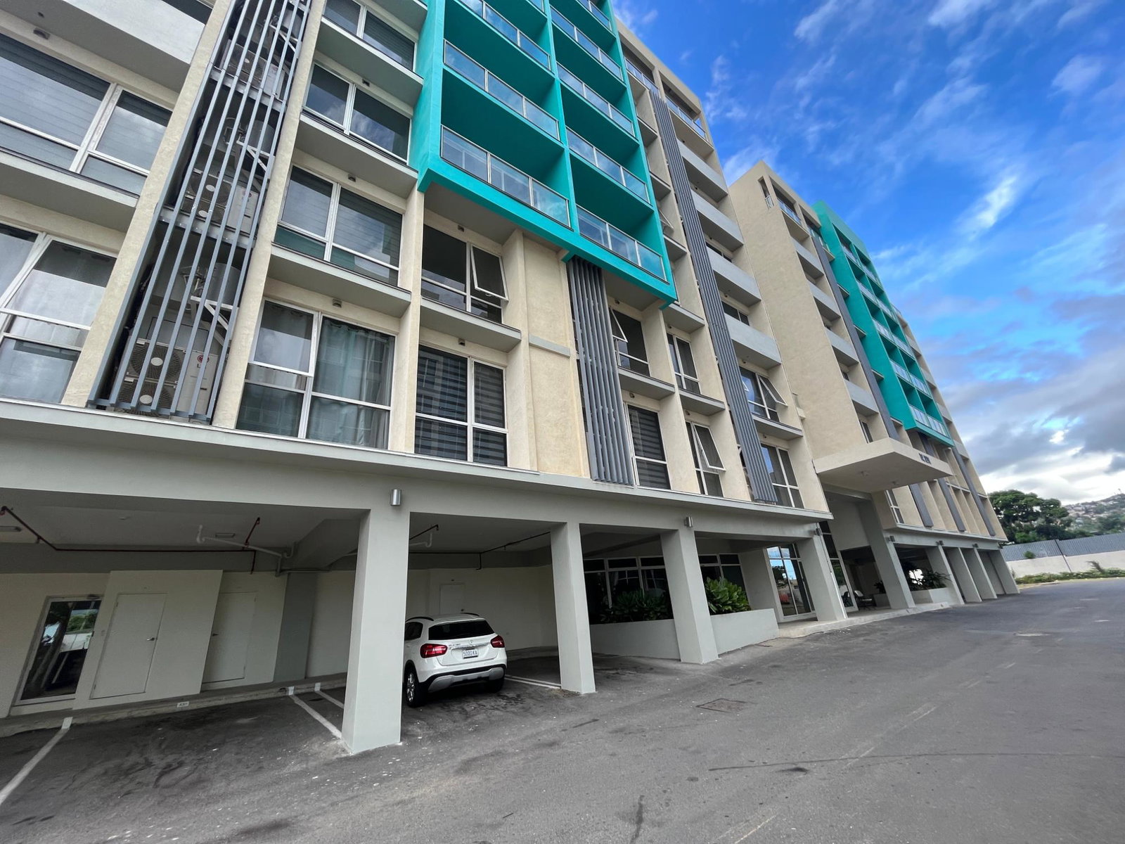 Twenty-First image of 301-4 Musgrave Avenue, Kingston in Kingston 5, St. Andrew, Jamaica - property is For Rent