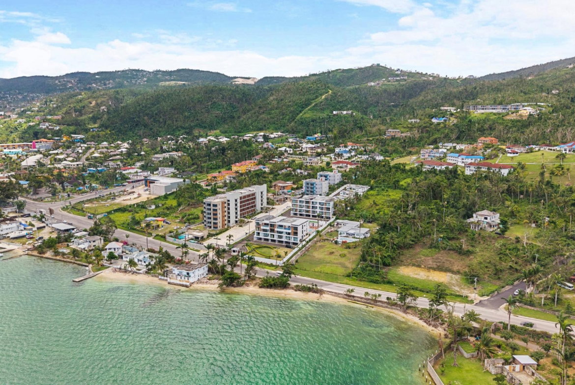 Sixteenth image of Unit 6- Paradise Bay in Reading, St. James, Jamaica - property is For Rent