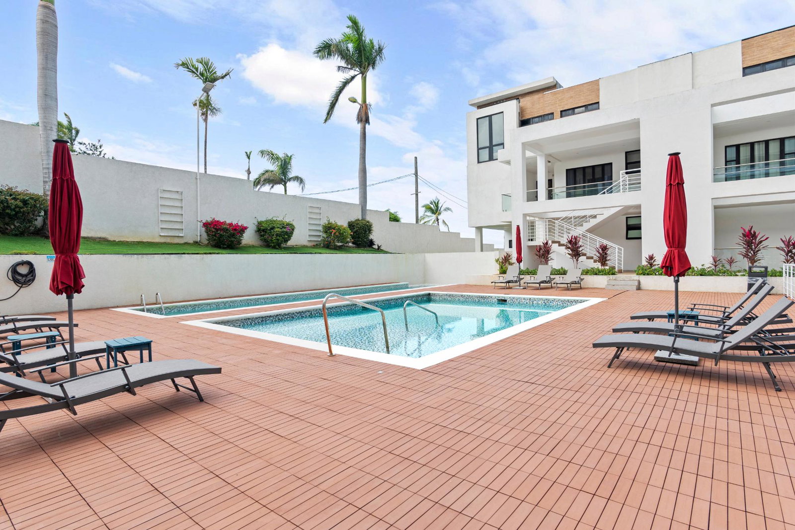 Third image of Unit 6- Paradise Bay in Reading, St. James, Jamaica - property is For Rent