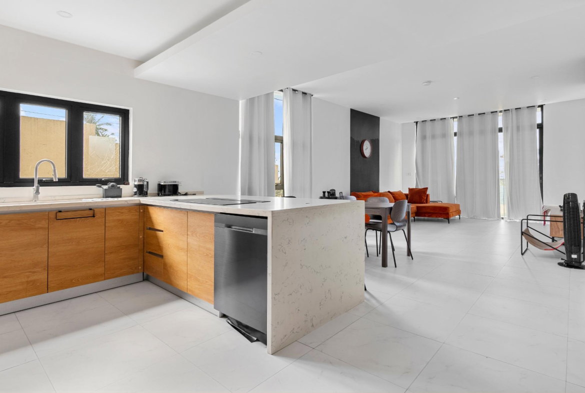 Fourth image of Unit 6- Paradise Bay in Reading, St. James, Jamaica - property is For Rent