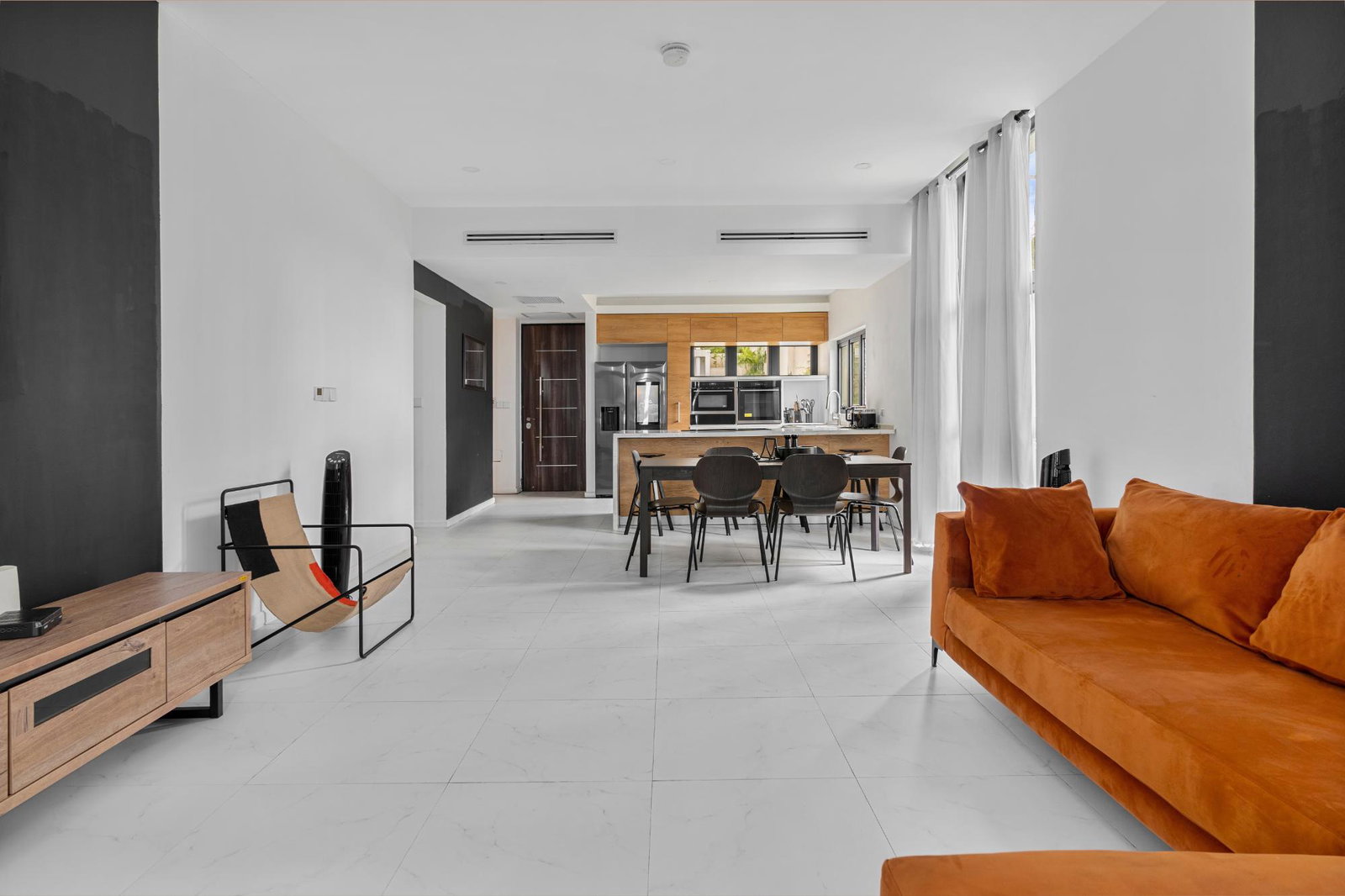 Seventh image of Unit 6- Paradise Bay in Reading, St. James, Jamaica - property is For Rent