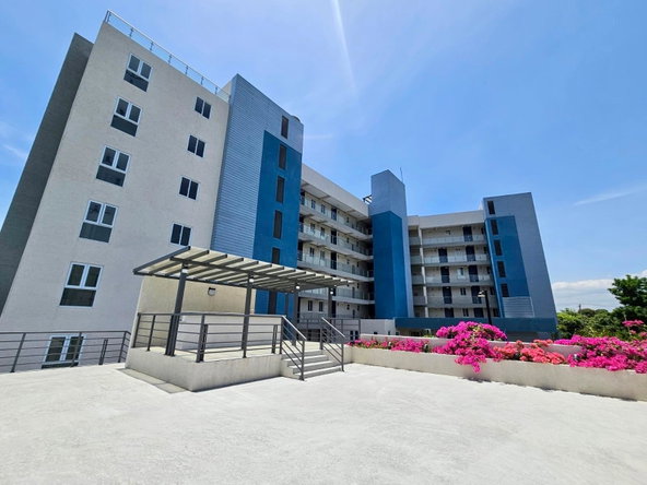 Fourth image of 401-44 Upper Waterloo Road in Kingston 10, St. Andrew, Jamaica - property is For Sale