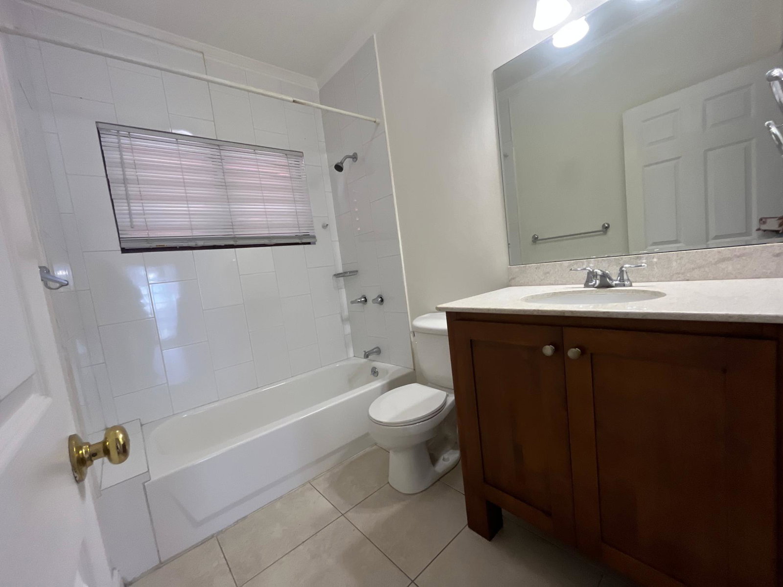 Luxury-Executive-Townhouse-for-Rent-at-Coco-Palms-St.-Andrew-Jamaica Seventeenth image of 8-11 Waterworks Road in Kingston 8, St. Andrew, Jamaica - property is For Rent