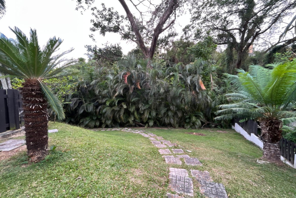 Thirtieth image of 8-11 Waterworks Road in Kingston 8, St. Andrew, Jamaica - property is For Rent