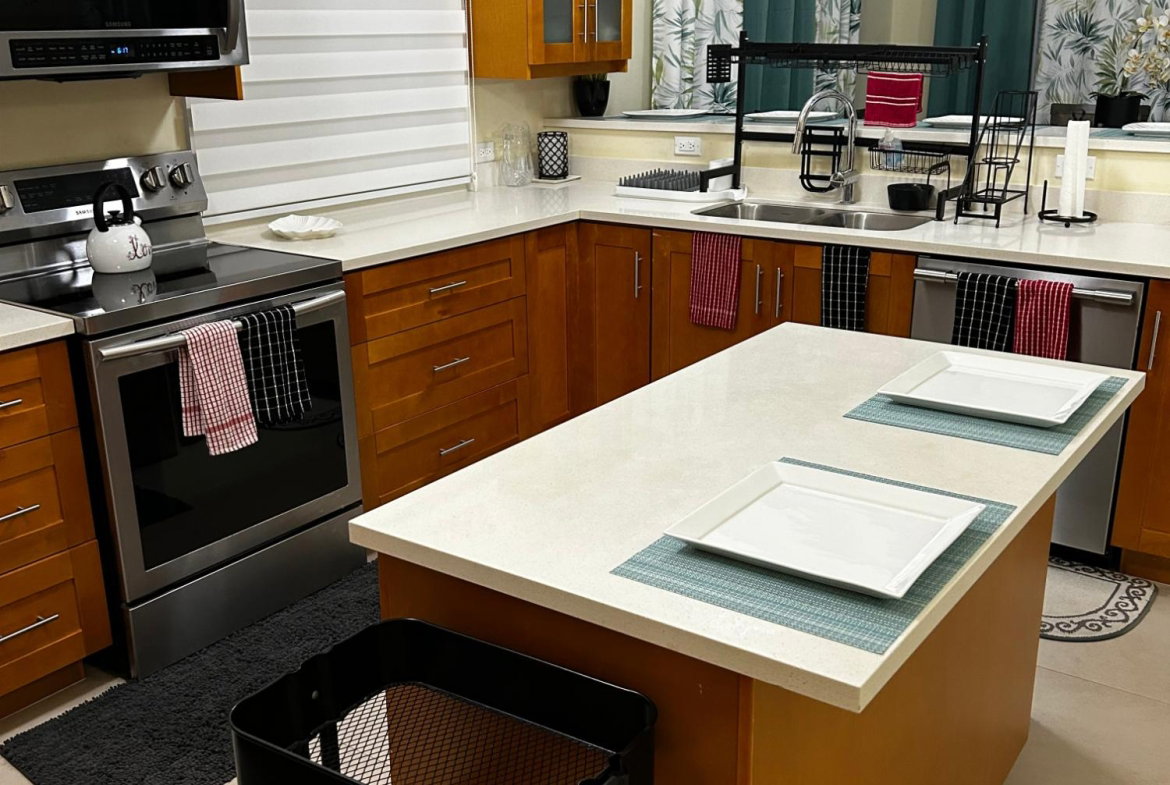 Seventh image of 814 Seagrape in Richmond, St. Ann, Jamaica - property is For Rent