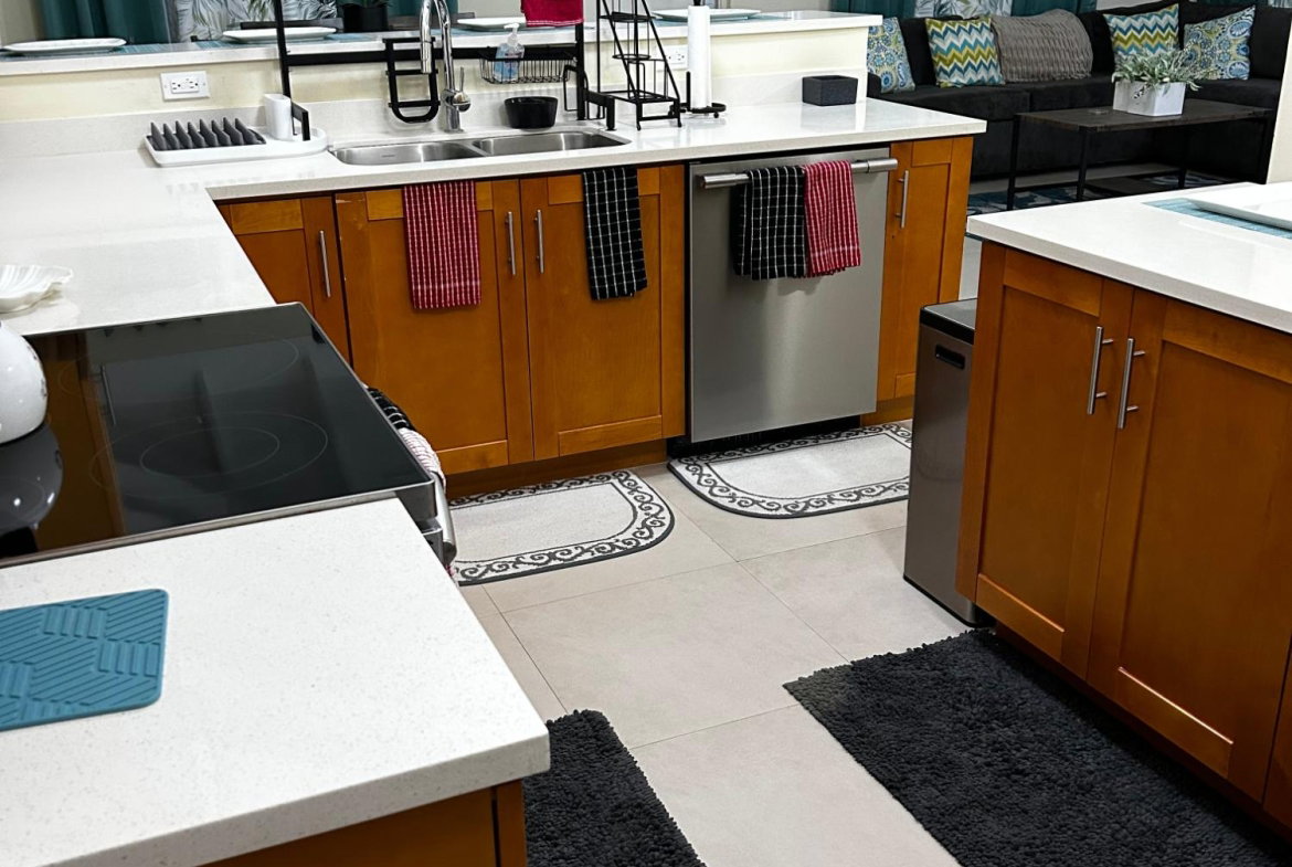 Eighth image of 814 Seagrape in Richmond, St. Ann, Jamaica - property is For Rent