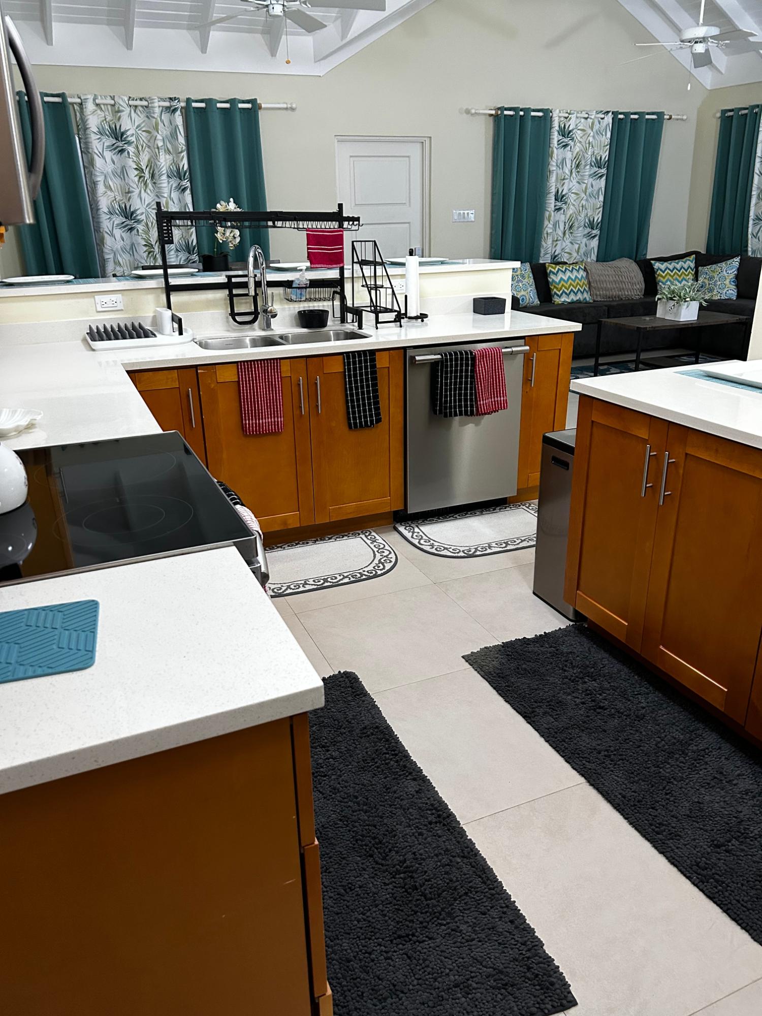 Eighth image of 814 Seagrape in Richmond, St. Ann, Jamaica - property is For Rent