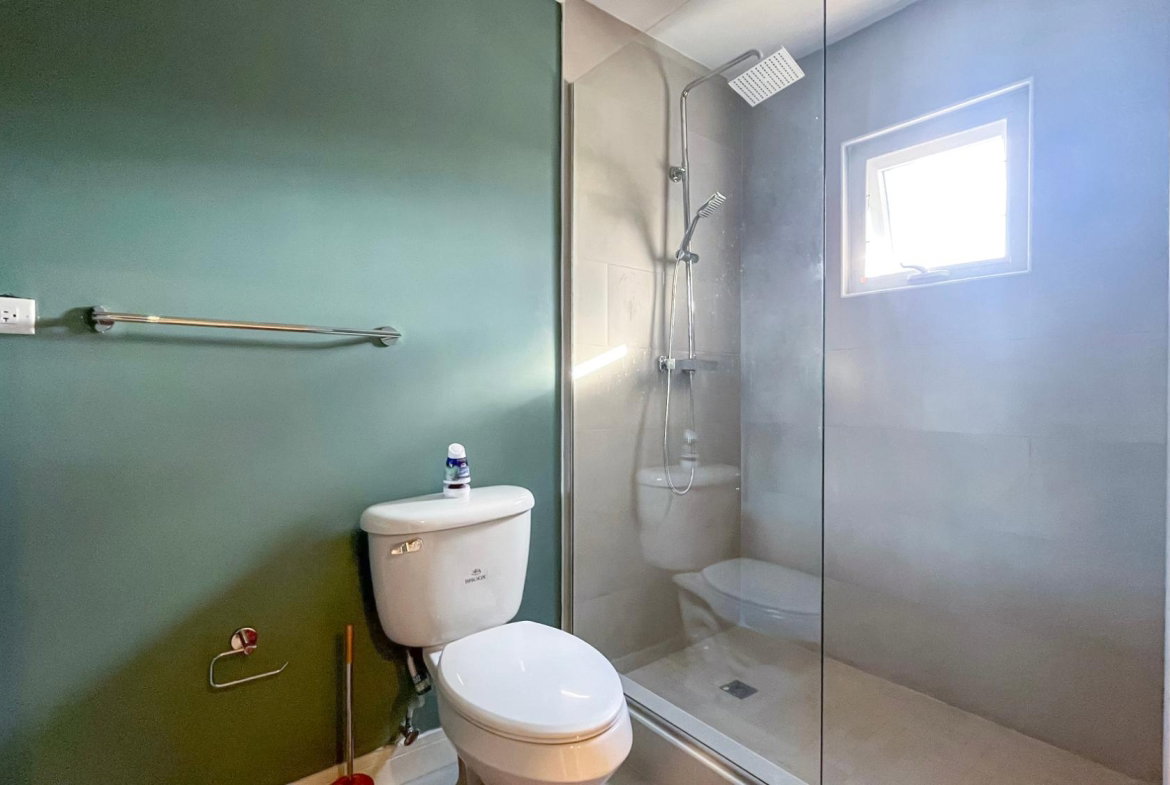 Tenth image of 21- Chester Creek in Westchester, St. Catherine, Jamaica - property is For Rent