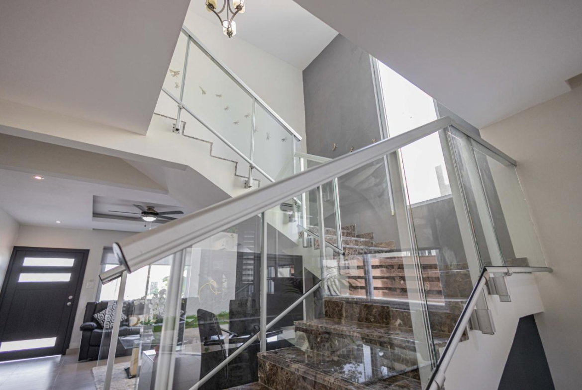 Sixteenth image of Miramar in Spring Garden, St. James, Jamaica - property is For Rent