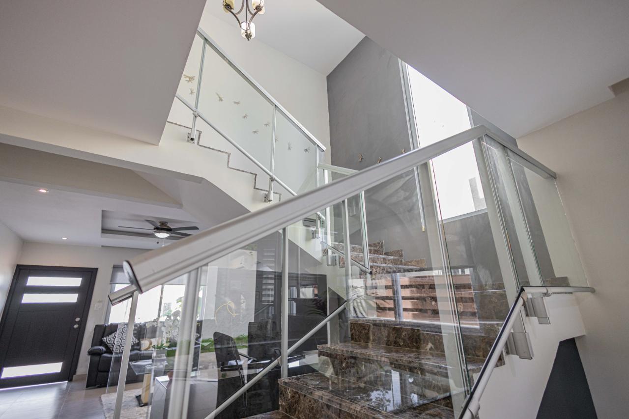 Sixteenth image of Miramar in Spring Garden, St. James, Jamaica - property is For Rent