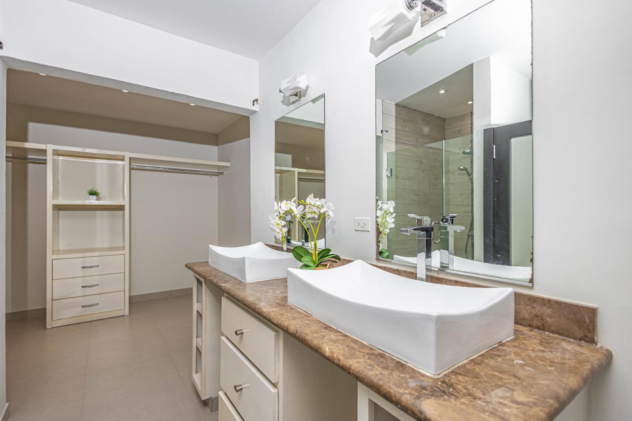 Twenty-Eighth image of Miramar in Spring Garden, St. James, Jamaica - property is For Rent