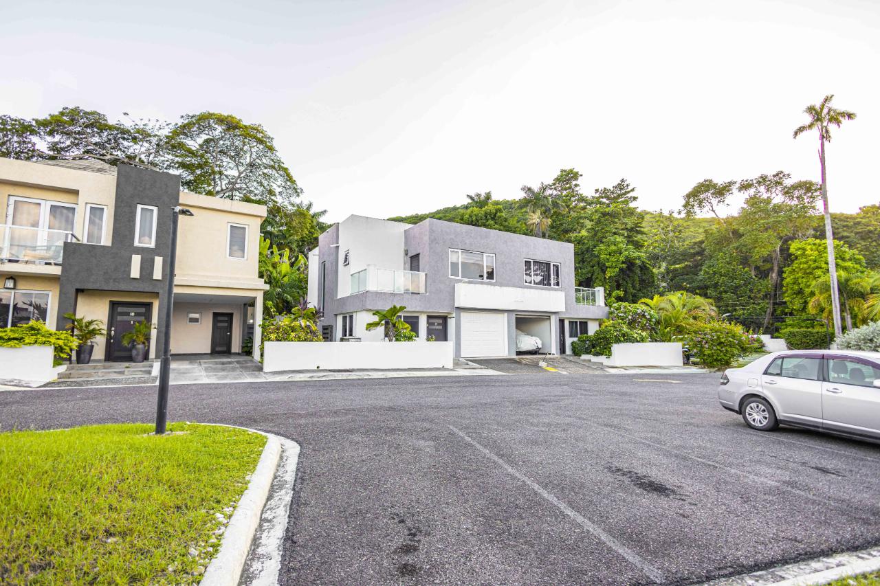 Fourth image of Miramar in Spring Garden, St. James, Jamaica - property is For Rent