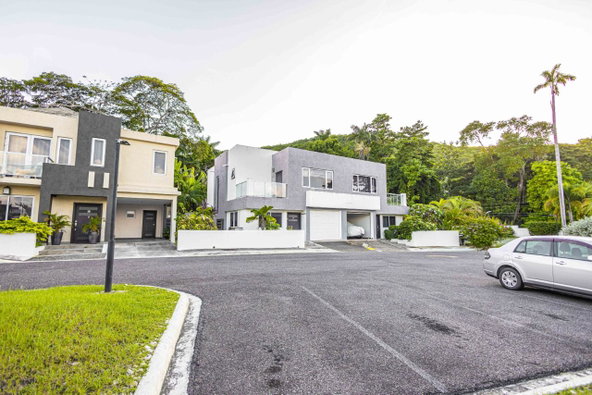 Fourth image of Miramar in Spring Garden, St. James, Jamaica - property is For Rent