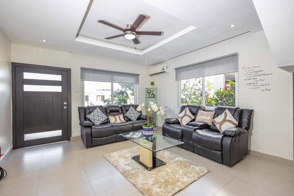 Eighth image of Miramar in Spring Garden, St. James, Jamaica - property is For Rent