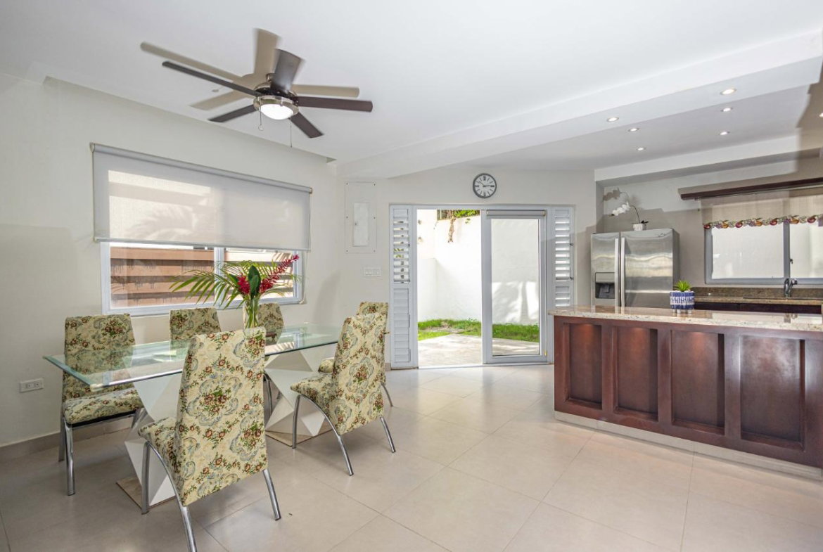 Ninth image of Miramar in Spring Garden, St. James, Jamaica - property is For Rent