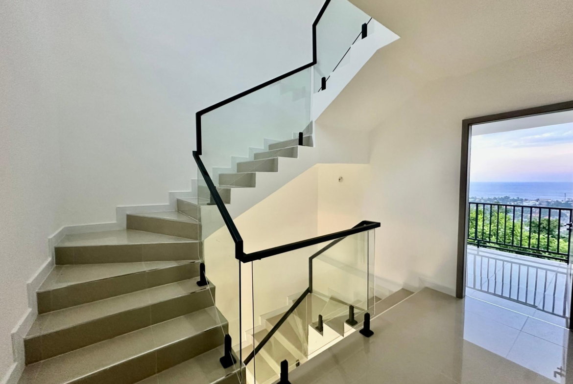 Thirteenth image of 90- Ocho Rios Country Club in Ocho Rios, St. Ann, Jamaica - property is For Rent