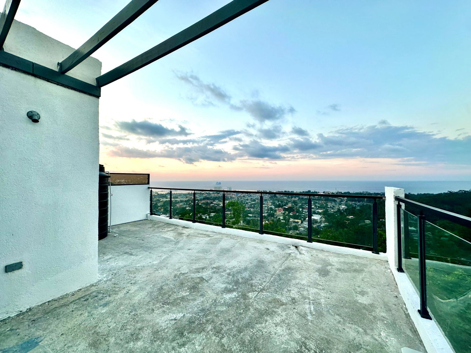 Twenty-Ninth image of 90- Ocho Rios Country Club in Ocho Rios, St. Ann, Jamaica - property is For Rent