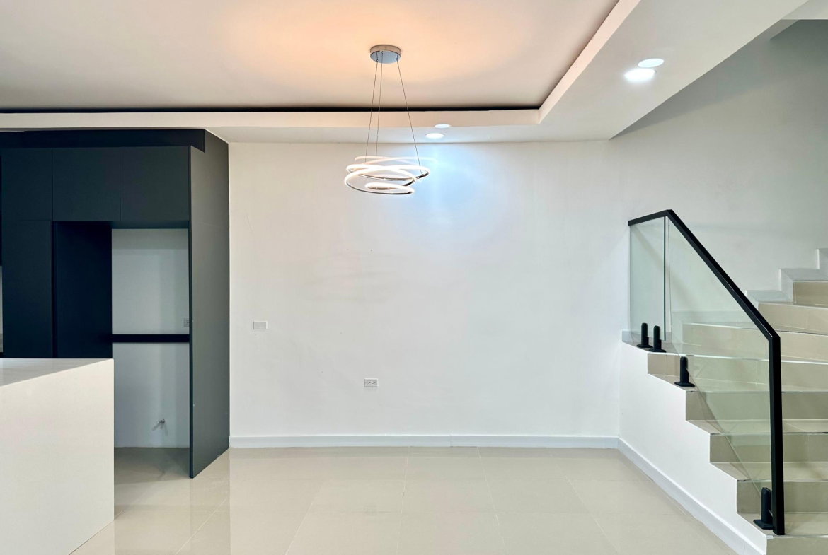 Sixth image of 90- Ocho Rios Country Club in Ocho Rios, St. Ann, Jamaica - property is For Rent