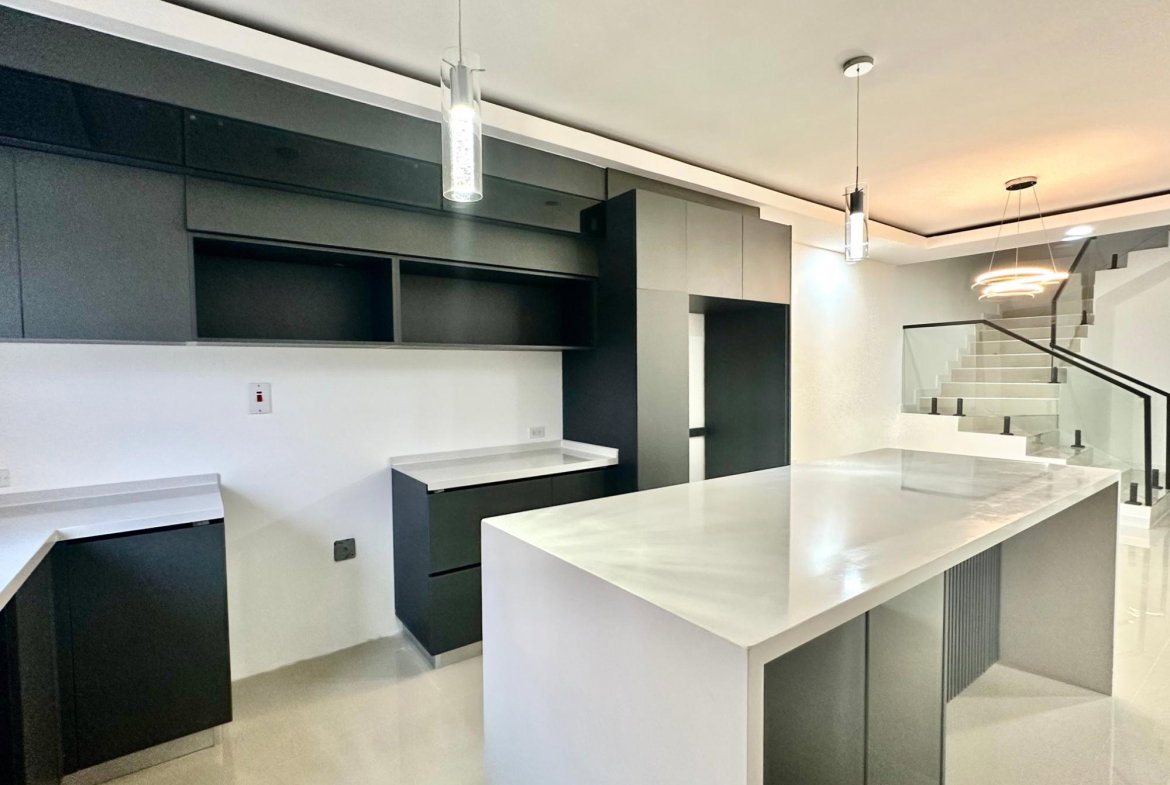 Ninth image of 90- Ocho Rios Country Club in Ocho Rios, St. Ann, Jamaica - property is For Rent